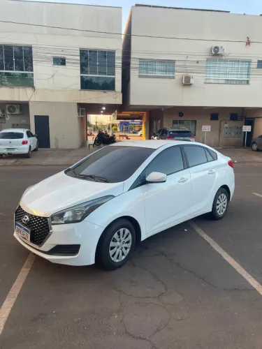 Hyundai HB20S Unique 1.0 Flex 12V Mec. 2019
