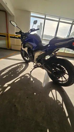 Fazer 250