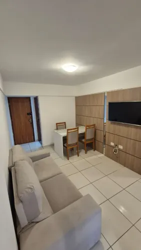 Apartamento mobiliado e seguro, pronto para morar!