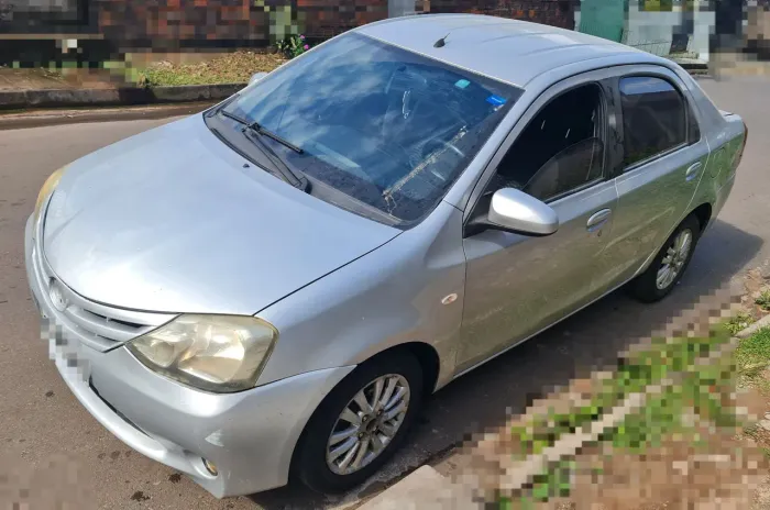 Toyota Etios XLS Sedan 1.5 Flex 16V 4P Mec. 2014