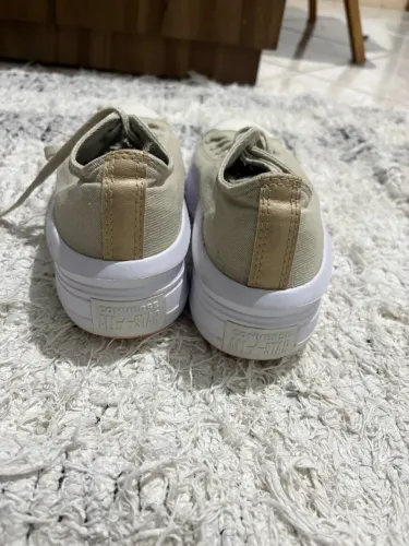 Tênis converse