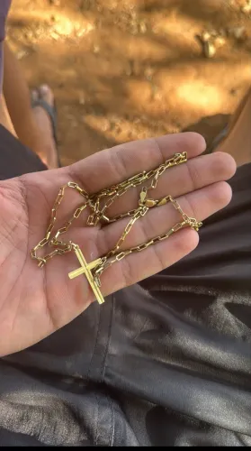 Vendo-se cordão de ouro