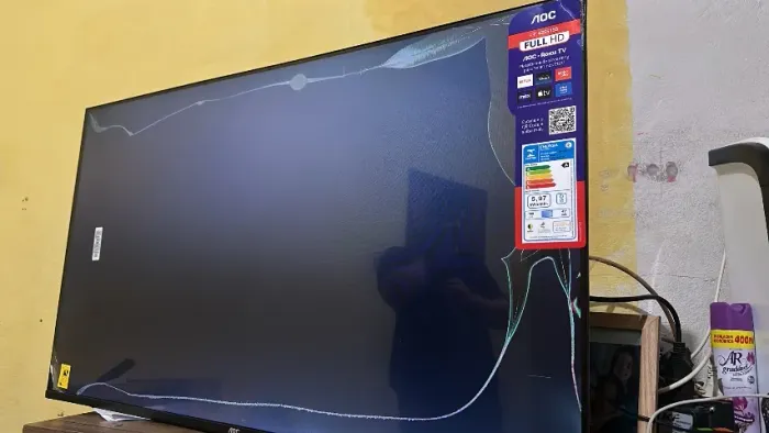 Lote com 5 televisão a venda para retirada de peças