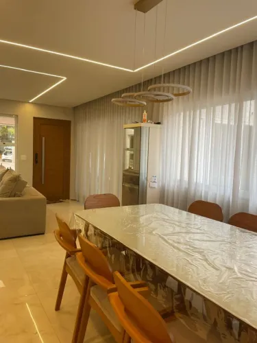 Cortinas de tecido em trilho suíço 