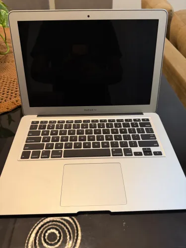 MacBook