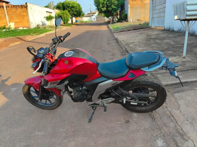 Fazer 250