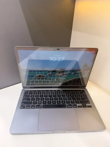 MacBook Pro Com chip M1 256Gb 8gb RAM Loja Física 