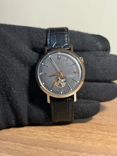 Bulova Classic Aerojet Automatic Open Heart (referência 98A187)