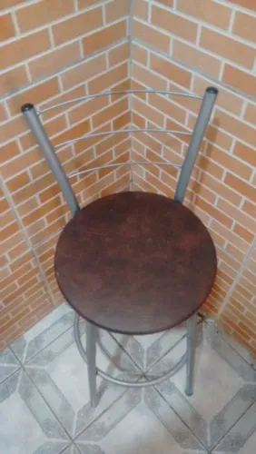 Banqueta alta seme nova so tem 2 oportunidade