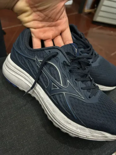 Tênis de corrida Mizuno - tam 39 