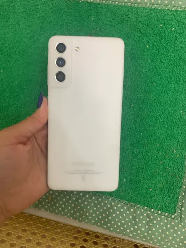 SAMSUNG GALAXY S21fe