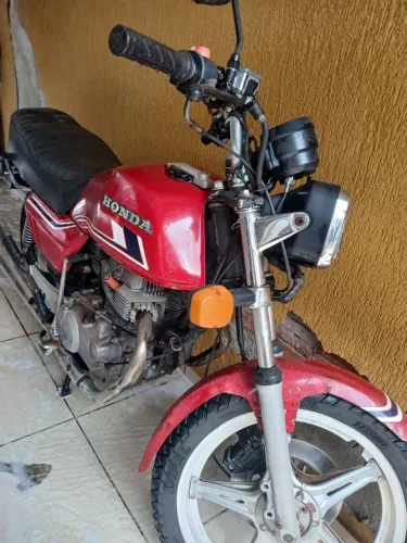 Honda CB 400 1982 - Clássica e Conservada