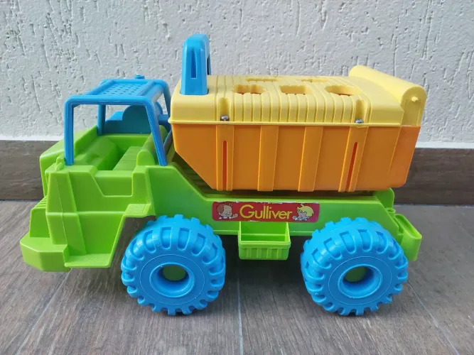 Caminhão Original Gulliver Aprox 40cm