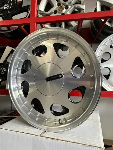 Rodas aro 17 Pingo dágua Wolfsburg novas 