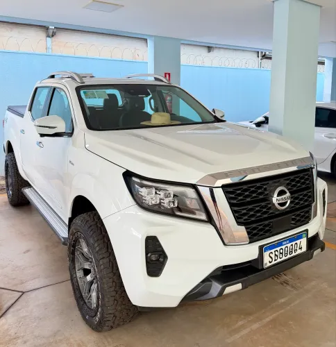 Nissan Frontier Plati. CD 2.3 Bi-TB Dies.aut. 2023