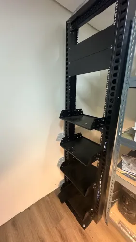?Rack 19 servidor aberto com bandejas - rede / CFTV / Ubiquiti?