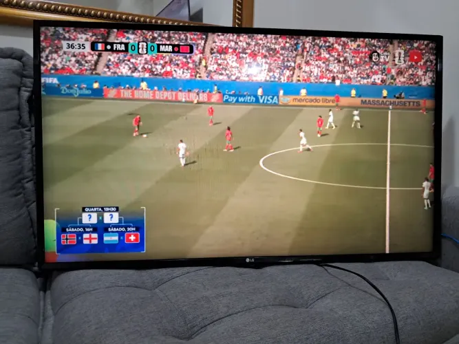 TV LG 43 polegas funcionando