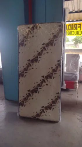 Colchão solteirão D28 espuma na promoção
