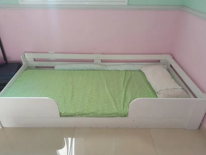 Quarto infantil muito bom. Atenção aos detalhes. Estou enviando fotos com tudo.