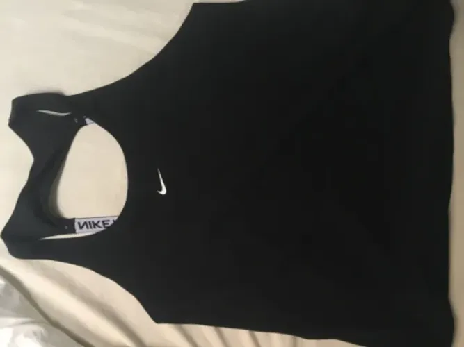 Camisa feminina dri fit Nike original $80 nova