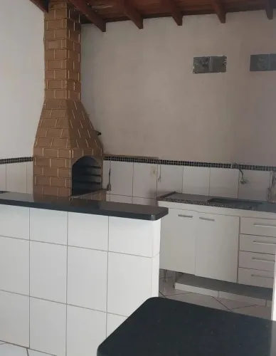 Aluga-se no Parque Da Liberdade III com 2 dormitórios e 2 vagas - Próximo ao Porecatu da A