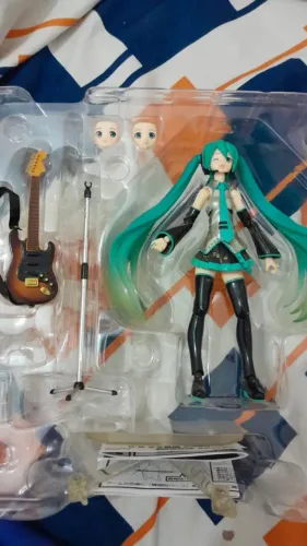 figma Hatsune Miku 2.0 (nº 200)