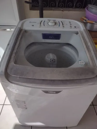 Máquina de Lavar Eletrolux 16kg