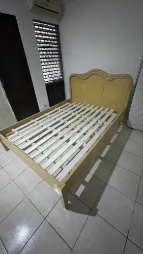 Cama e Colchão Queen