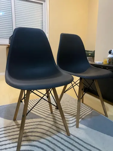 2 cadeiras por R$ 150