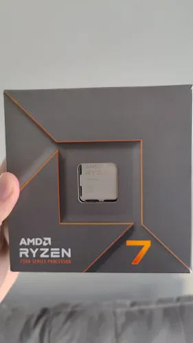Ryzen 7 7700