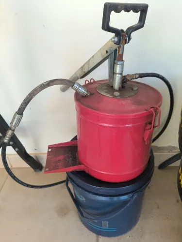 Graxeira manual 7kg