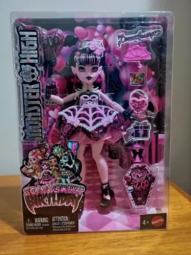 Boneca Monster High Draculaura Scary Sweet 1600 Lacrada