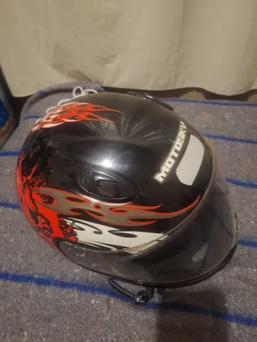 Capacete de moto 