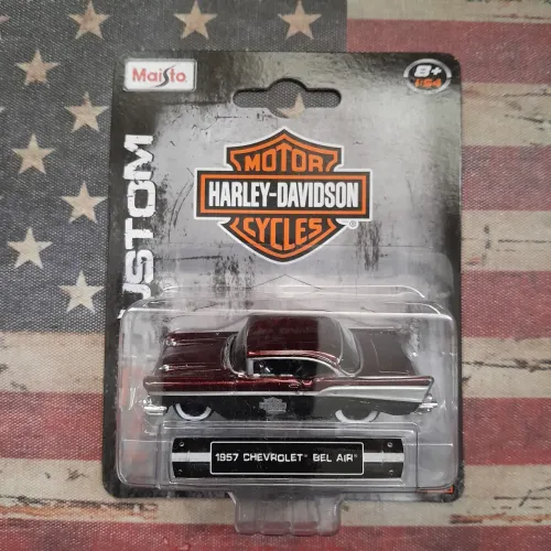 Maisto Chevrolet Bel Air 67 Harley Davidson