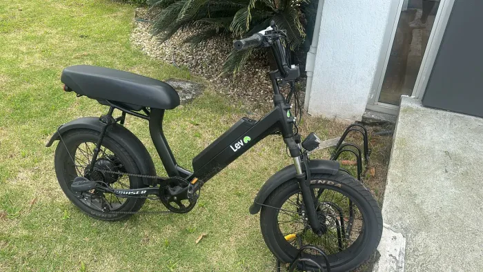Bike elétrica Lev- usada