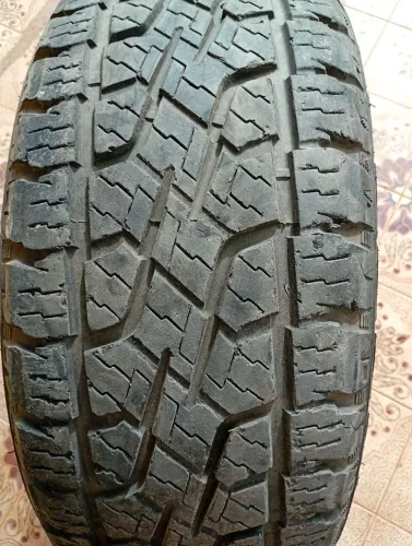 Pneu 255 - 55 -18