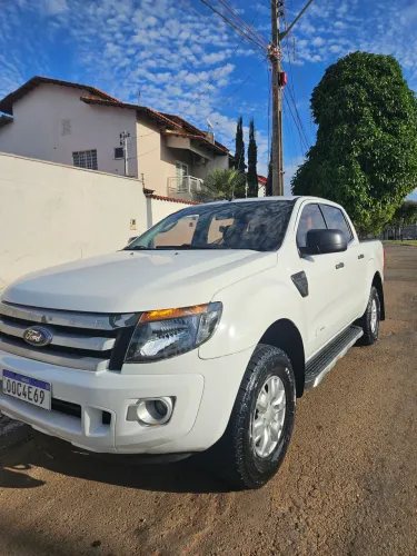 Ford Ranger XLS 2.5 16V 4X2 CD Flex 2014