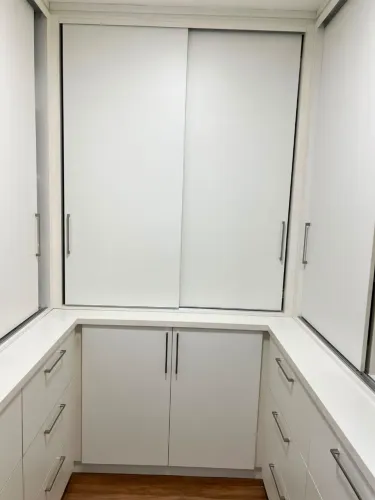 Closet guarda roupas projetado