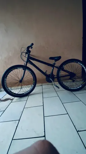 BIKE ARO 26 MONTANDA?