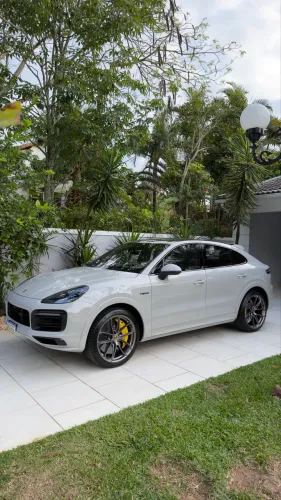 Porsche Cayenne Coupe E-hybrid 3.0 V6 462cv 2021