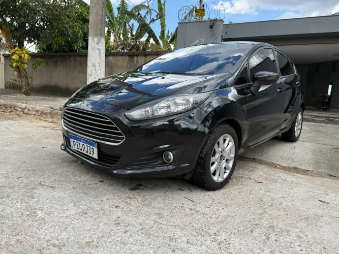 Ford Fiesta SEL 1.6 16V Flex Aut. 5P 2017