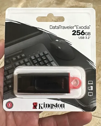 Pen Drive Kingston Exodia 256GB