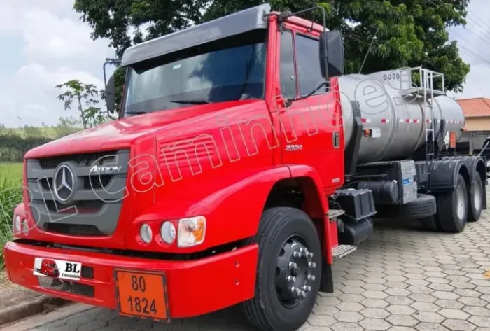MB Atron 2324, Ano 2013, Tanque Produtos Químicos