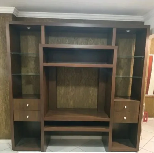Estante de madeira pura 650,00