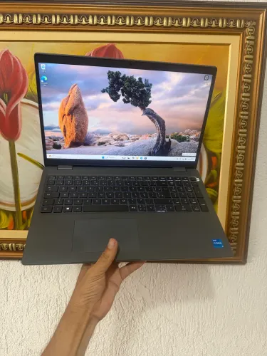 Notbook dell latitude 3540 core i5 16 gigas ssd 512 gigas