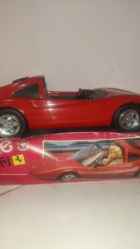 Carro Ferrari da boneca barbie estrela com caixa