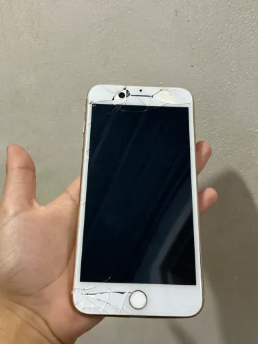 Vendo iPhone 8 Plus para retirada de peças 