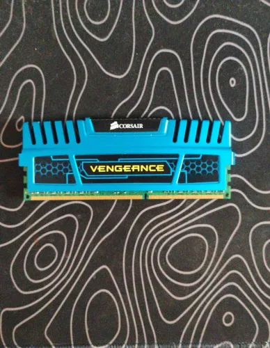 Memória RAM Corsair Vengeance 4GB DDR3 1600MHz Azul