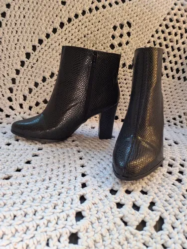 Bota cano médio