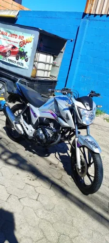 Honda Titan 160 prata - 2023